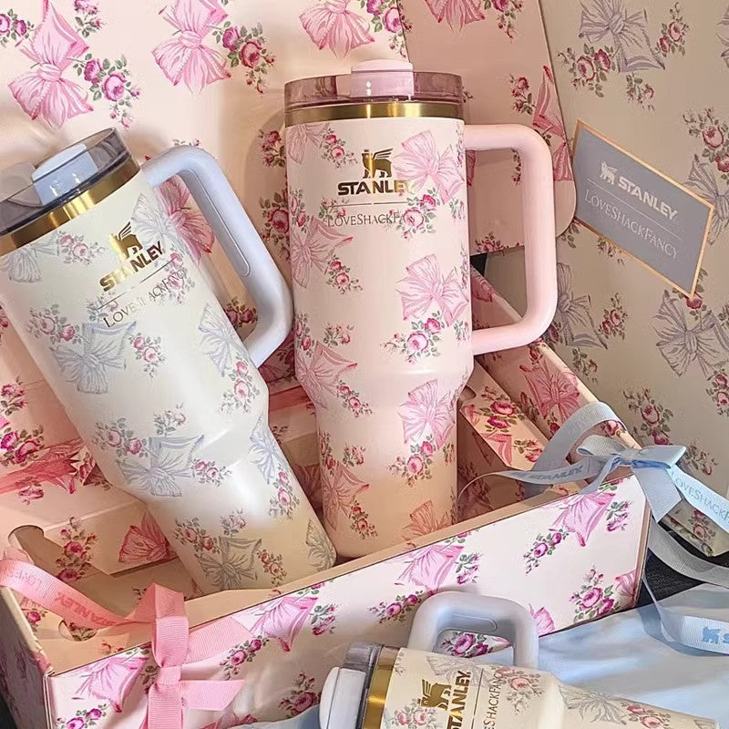 Momenvera x LSF Limited Edition Holiday 40 ozTumbler