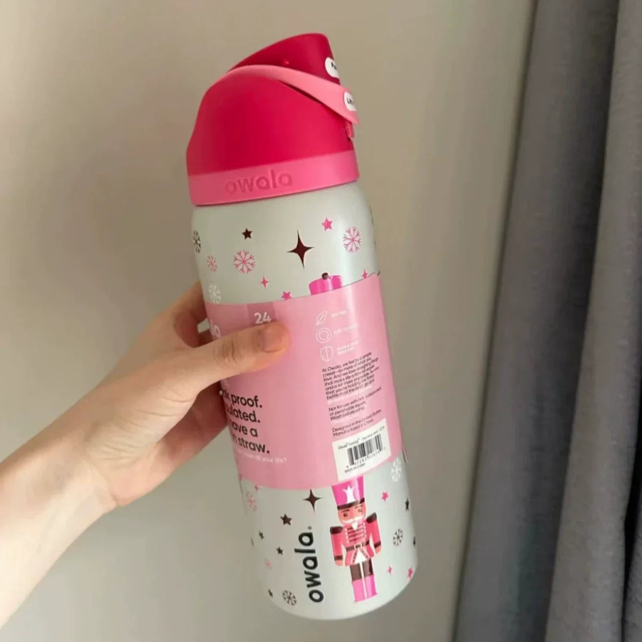 Momenvera Insulated Stainless Steel Water Bottle with Straw-32oz