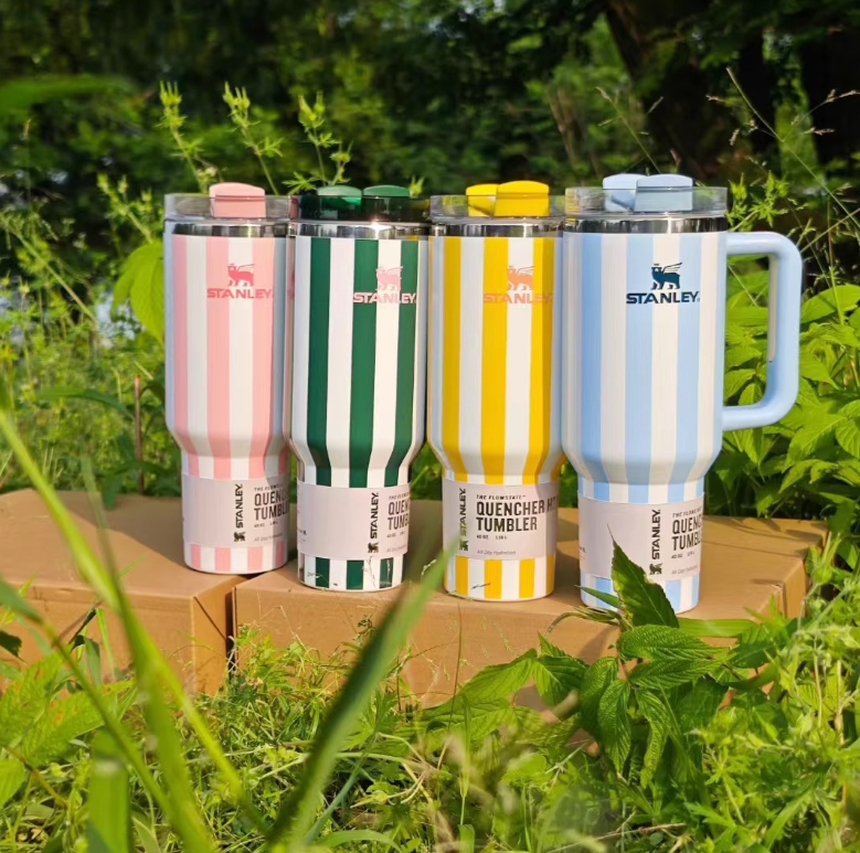 Momenvera The Quencher H2.0 Flowstate™ Tumbler | 40 OZ