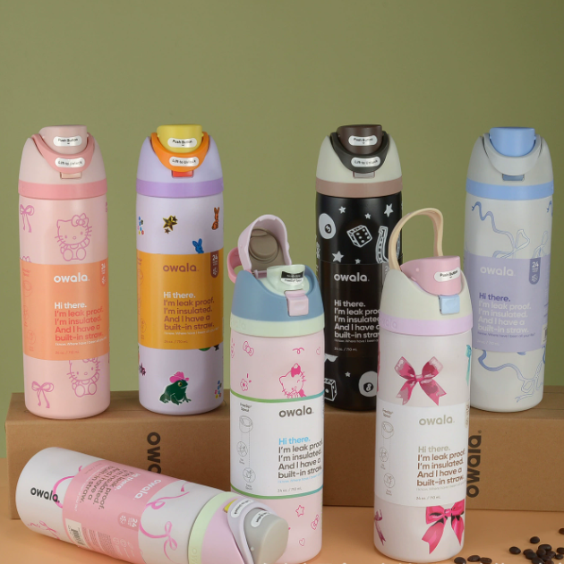 Momenvera Insulated Stainless Steel Water Bottle with Straw-32oz